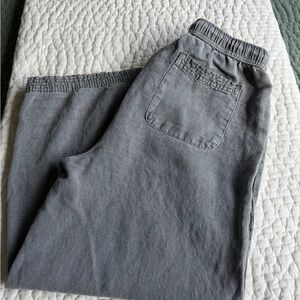 Joie Charcoal Gray Linen blend Capri Pants
